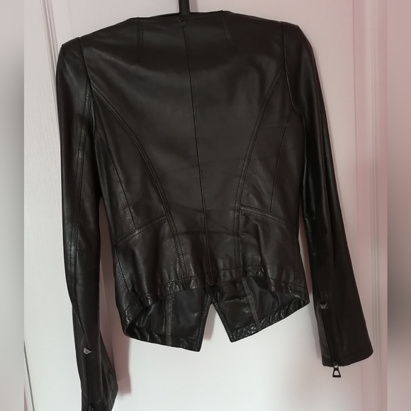 ** SOLD ** RUDSAK Leather vest size XS - Picture 5 of 7